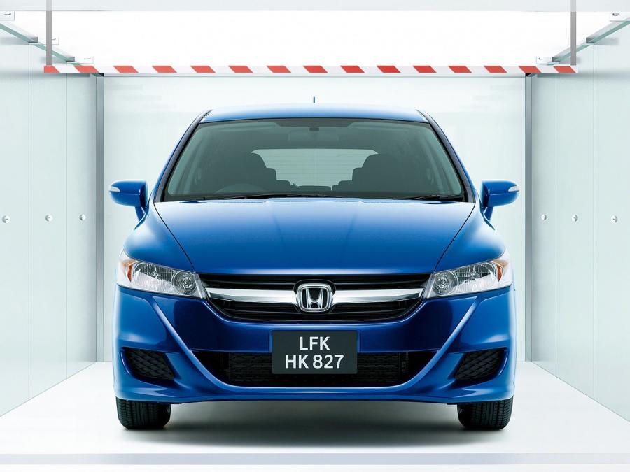  Honda Stream 2009 года  (фото 4 из 4)
